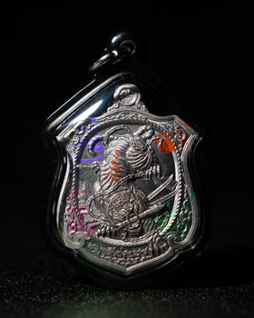 Phaya Suea Prap Man - Tiger Defeats Evil Amulet - Sacred Ink Blessing